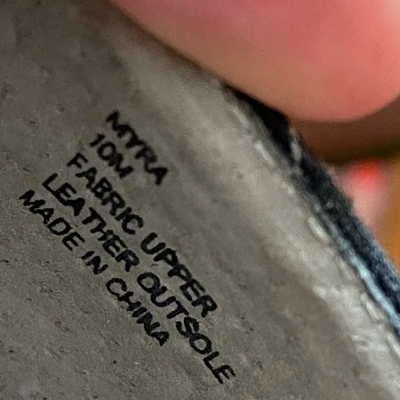 Steve Madden size 10, black with white pinstripes. Patton leather heels. - Picture 5 of 6